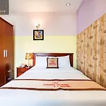 Hanz Vuong Quang Hotel